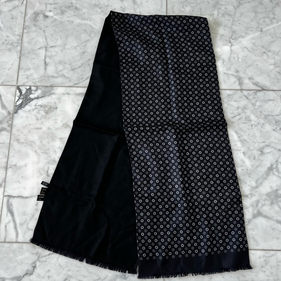 Saks Fifth Avenue Other - Saks Fifth Avenue 100% Wool Floral Patterned Black Scarf